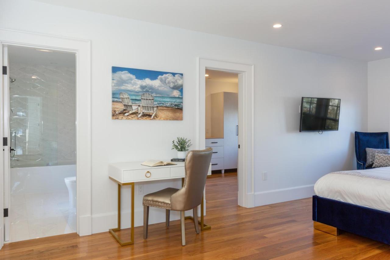 Luxury Oceanfront Bayside Jewel Villa Quincy Exterior foto